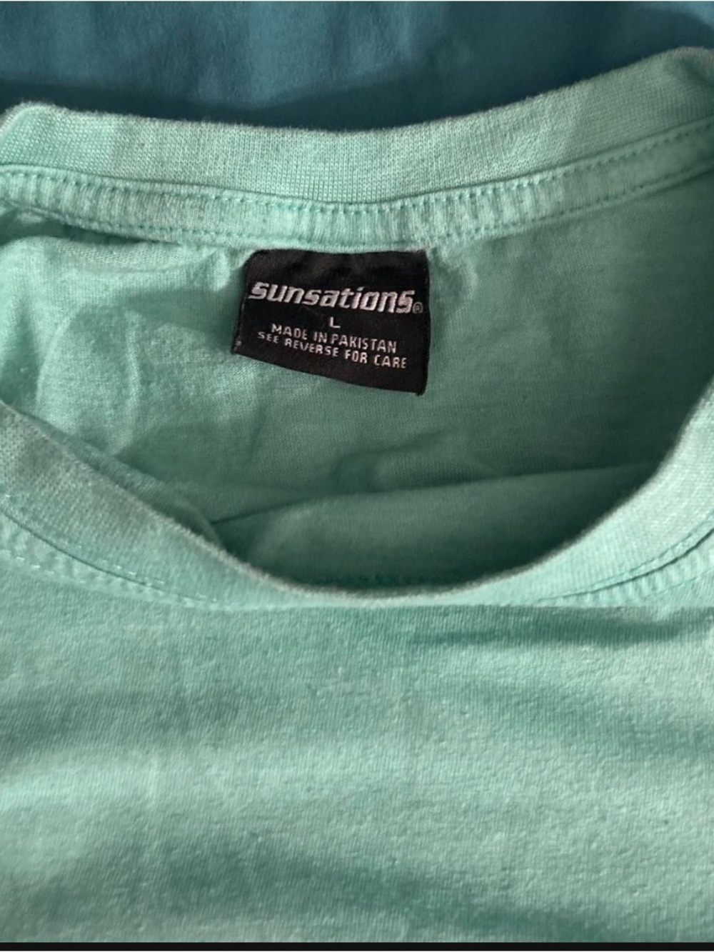 Virginia Beach Mint Pocket Crop Top - Picture 2 of 2